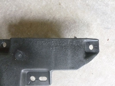 1998 Ford Expedition XLT - Glove Box Handle2